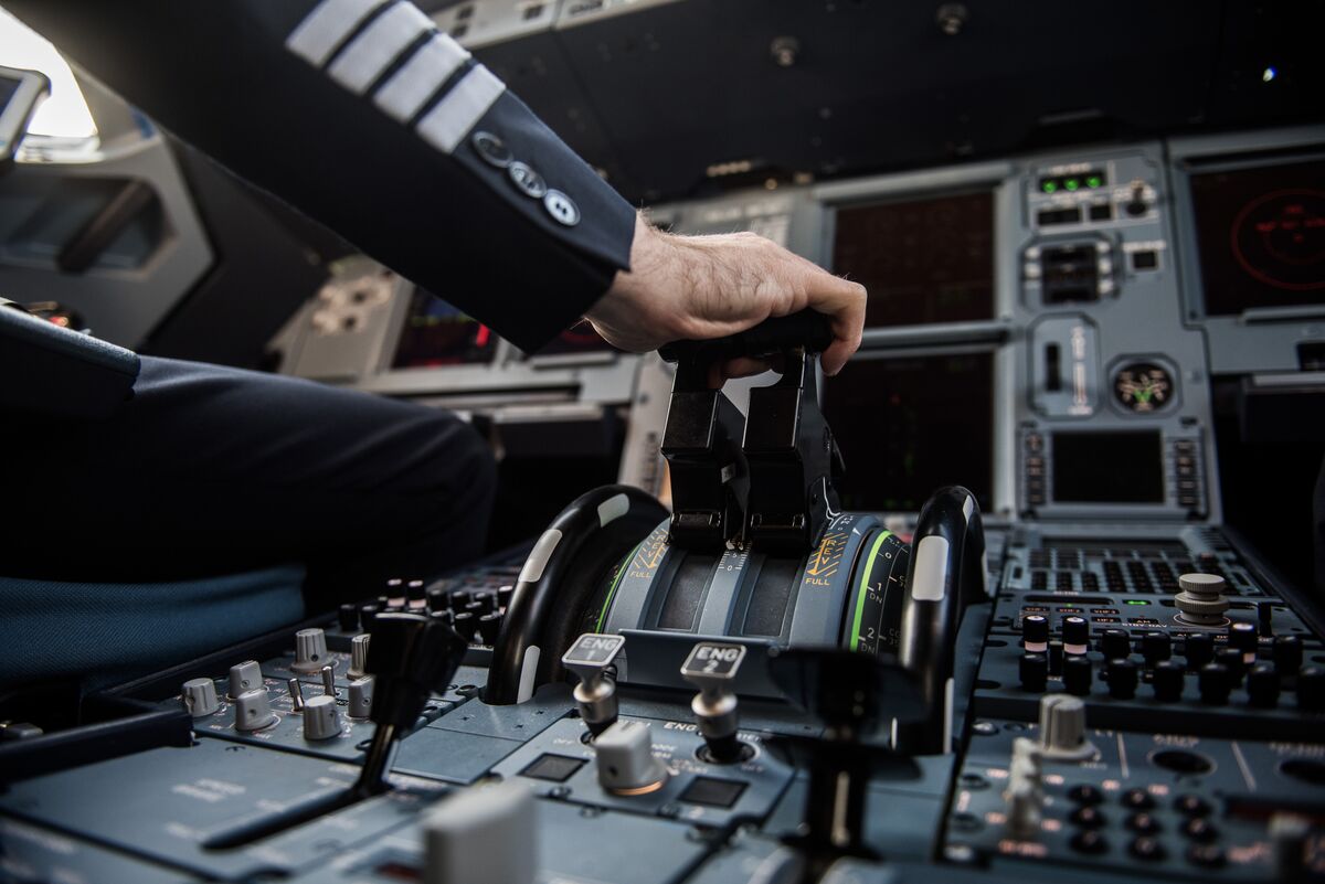 Illustrative photo for: NTSB report finds pilot drug positive tests report shows