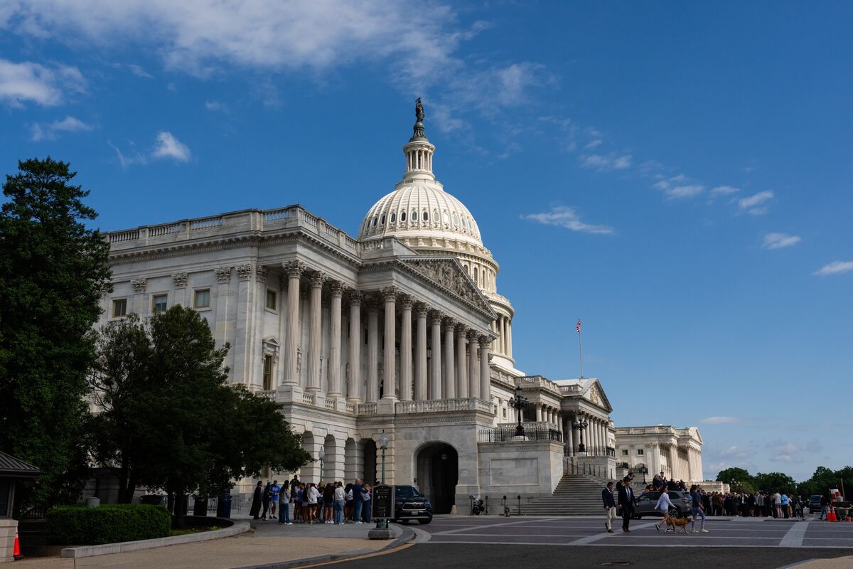 Illustrative photo for: House vote opposition Iran war: Republicans block US