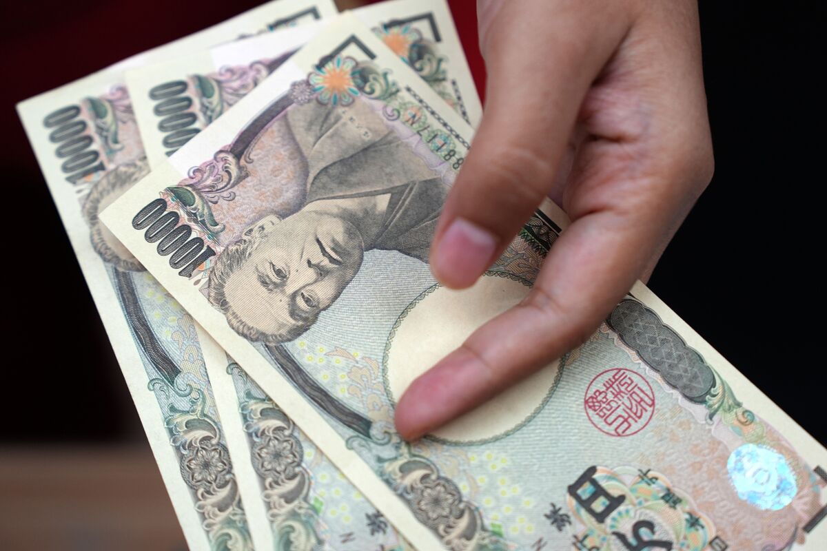 Illustrative photo for: Yen slide prompts intervention risk sparks market alert