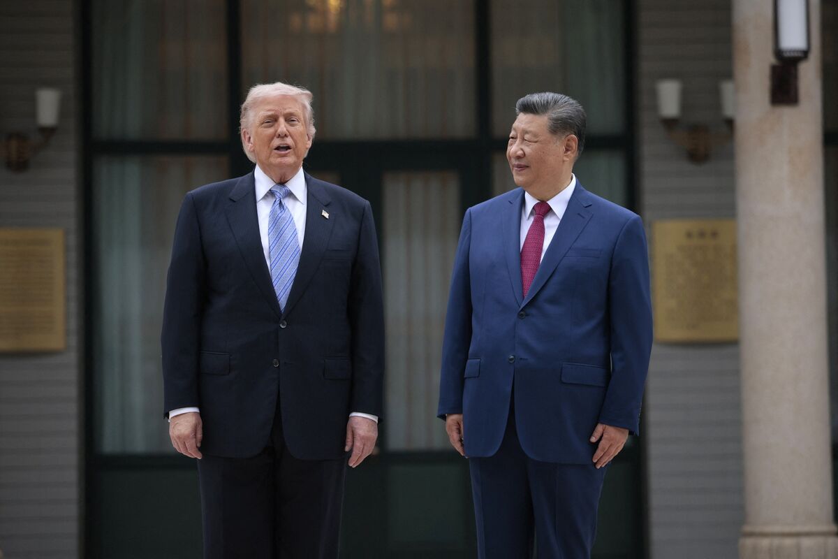 Illustrative photo for: Trump and Xi Hold Private, Small-Scale Meeting in China,