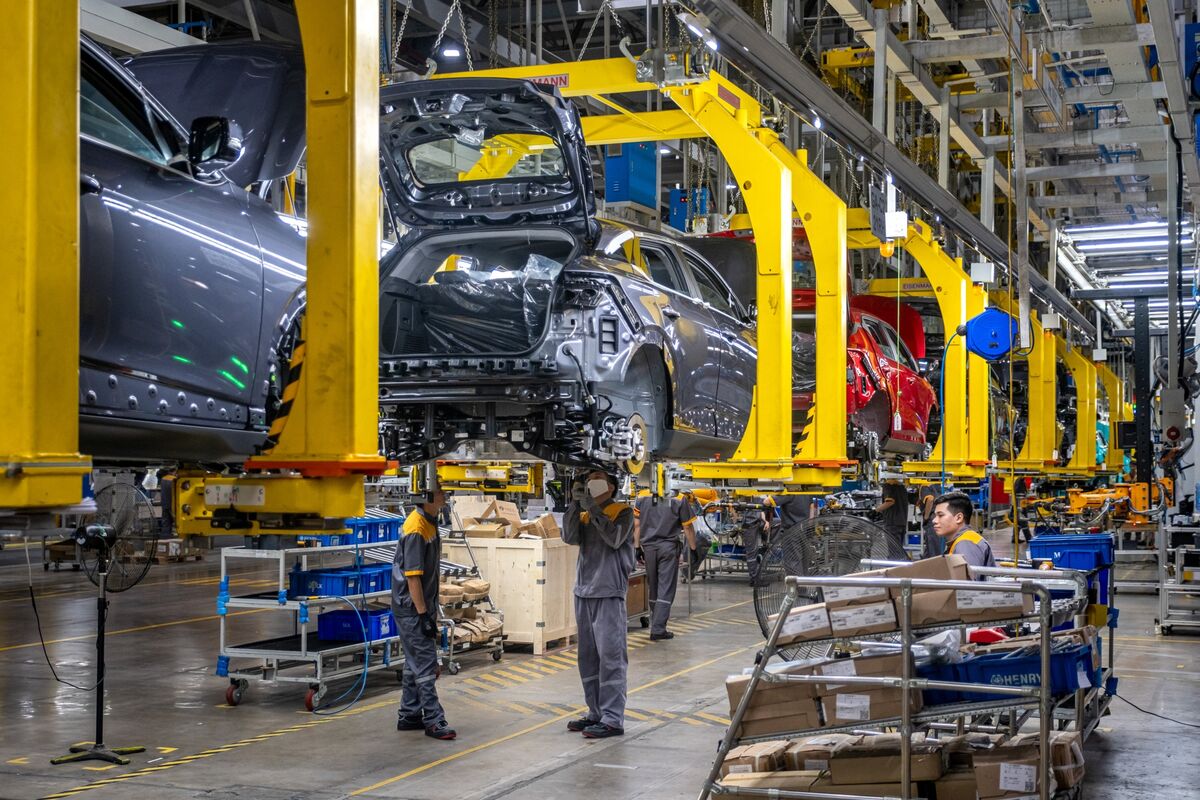 Illustrative photo for: VinFast factory sale debt reduction profitability