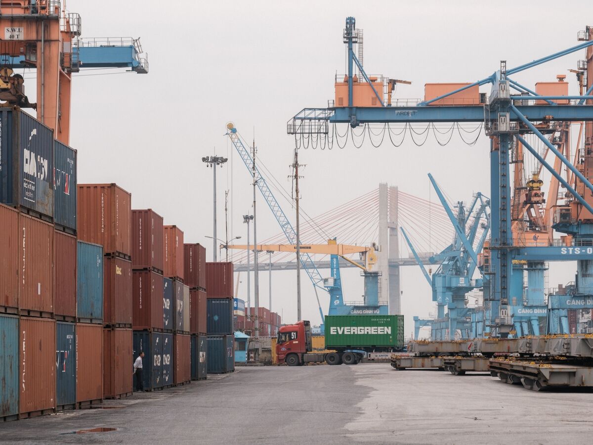 Illustrative photo for: US escalates pressure: trade investigation Vietnam IP rights