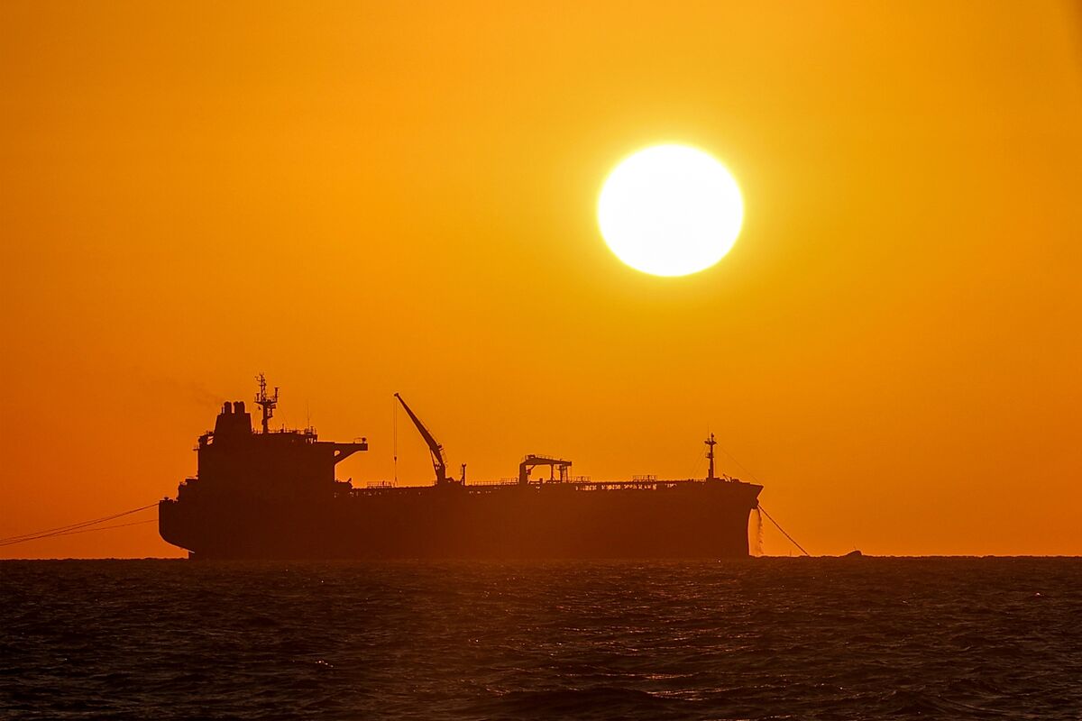 Illustrative photo for: Trump downplayed sea mine threat in Hormuz despite warnings