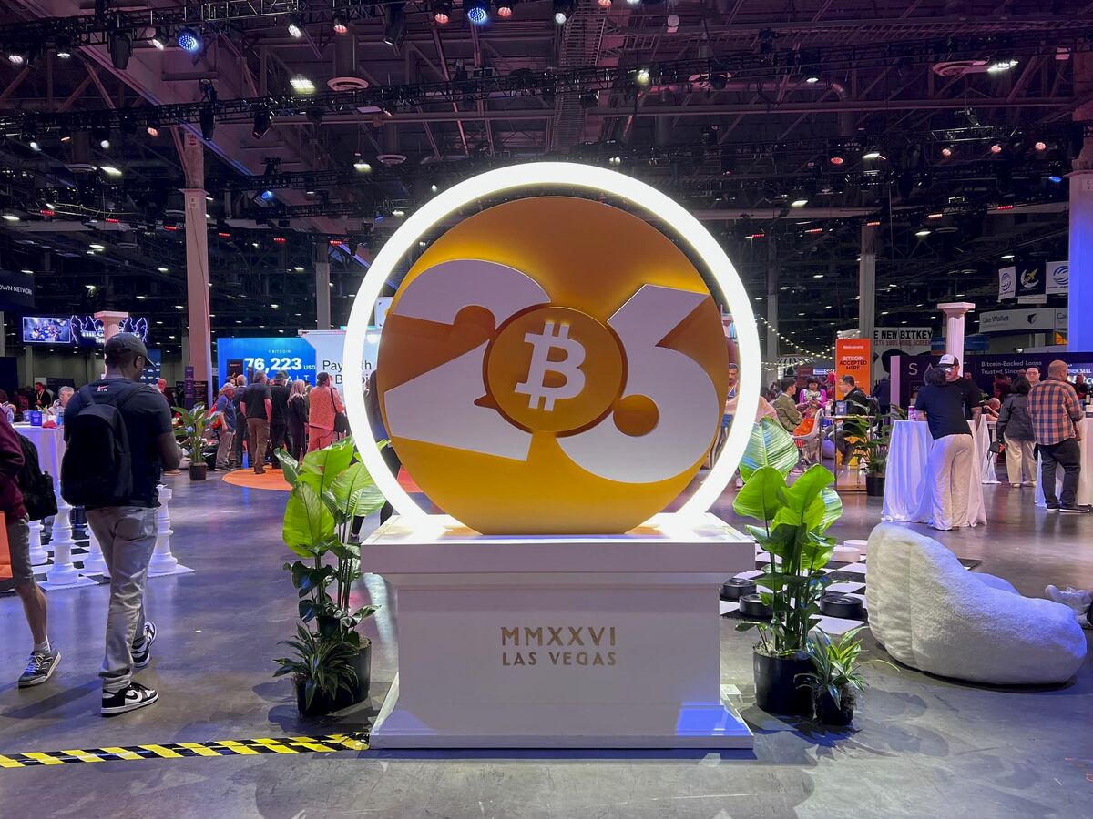 Illustrative photo for: Bitcoin price outlook fade signals short-term decline