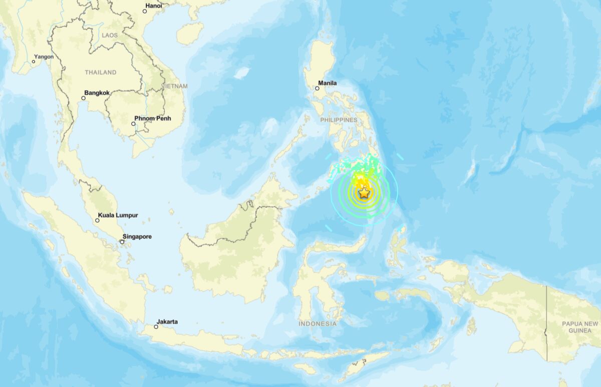 Illustrative photo for: Massive 8.1-Magnitude Earthquake Hits Mindanao Philippines