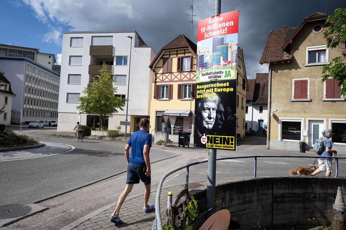 Illustrative photo for: Switzerland Vote to Cap Population Tightness: Early