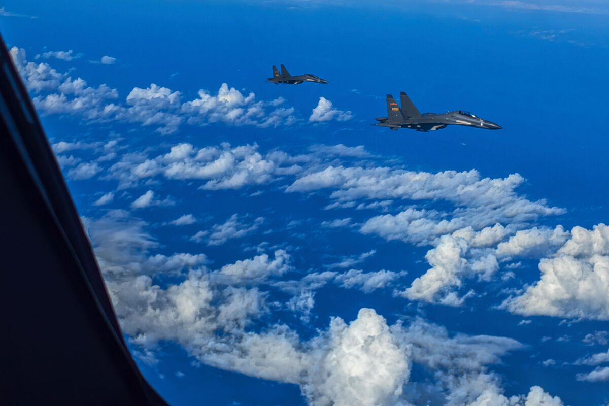 Illustrative photo for: Xi Jinping Taiwan pressure tactics: New phase shifts in