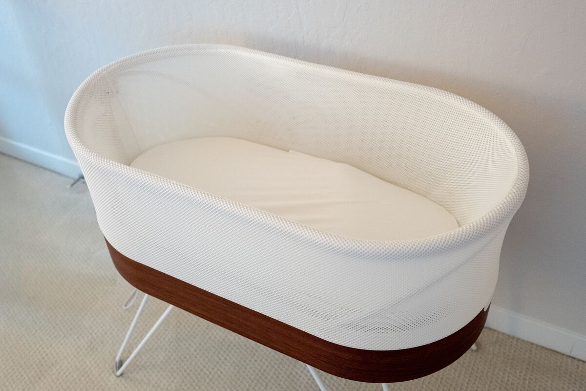 Illustrative photo for: Snoo Bassinet Safety Warning Issued Over Unauthorized
