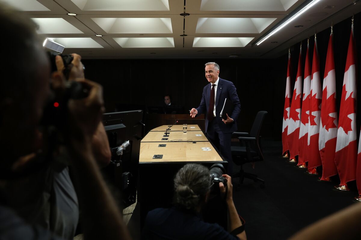 Illustrative photo for: Southwestern Oil Pipeline Plan Gains Ground as