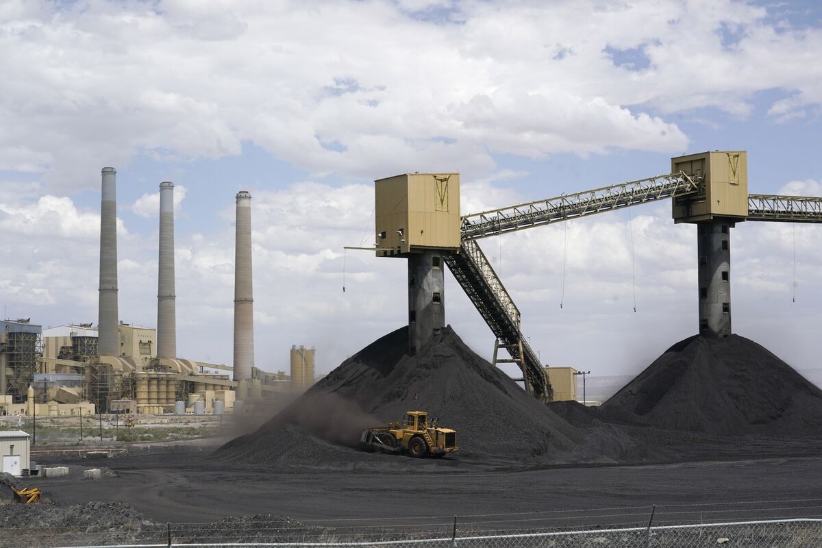 Illustrative photo for: Coal demand rise 2024: IEA flags power use up amid
