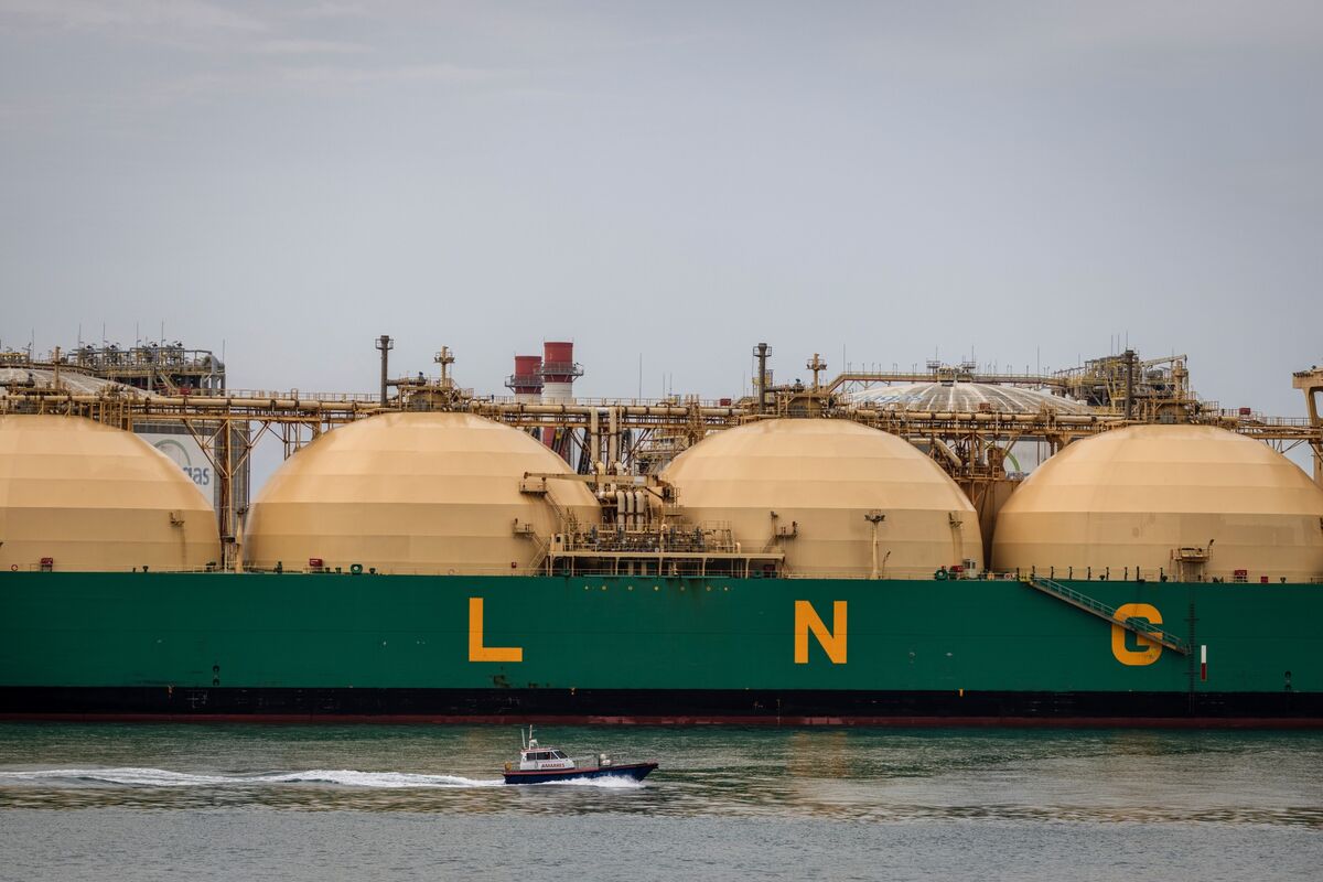 Illustrative photo for: LNG supply and Europe strategy: Europe’s winter-buying plan