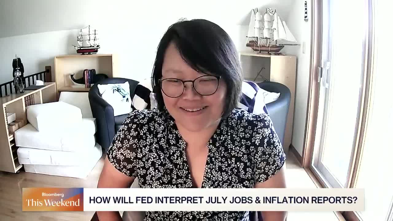Illustrative photo for: July jobs report cooling inflation Fed hold rates